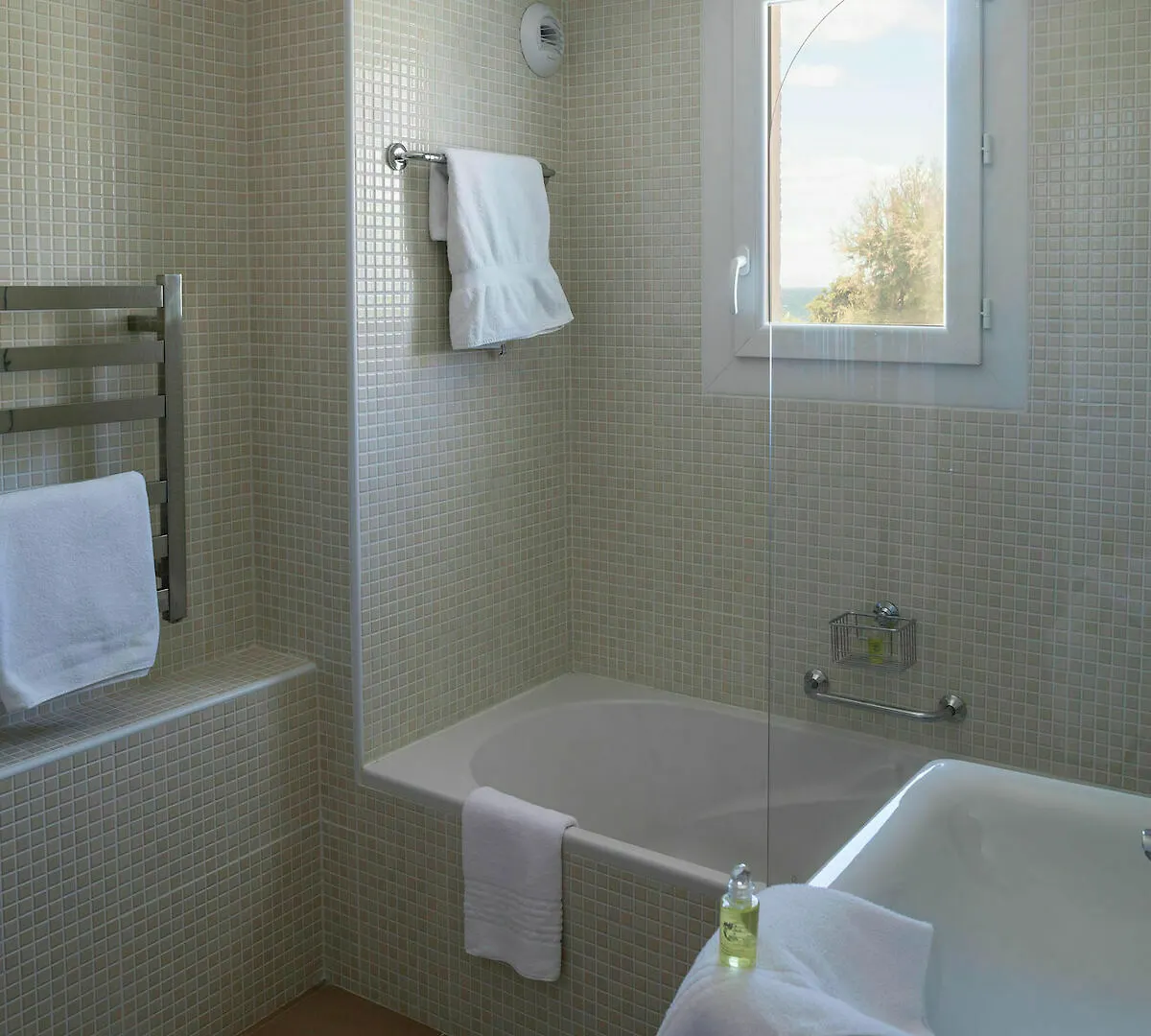 Appartements Helios سيكس-فور-لو-بلاج 0*,